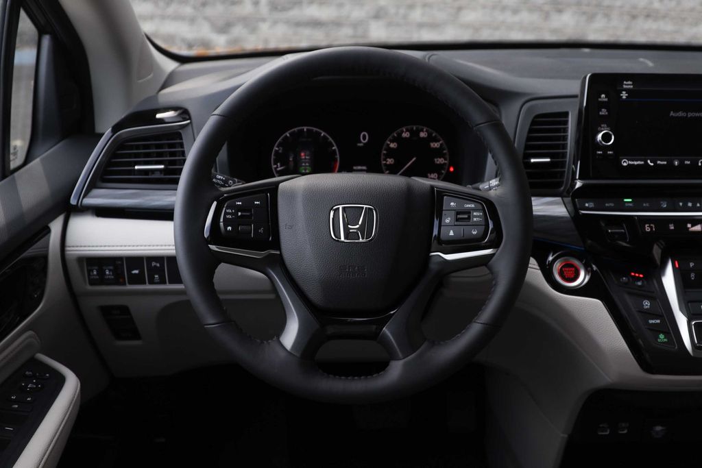 2026 Honda Odyssey Elite - Photo 12
