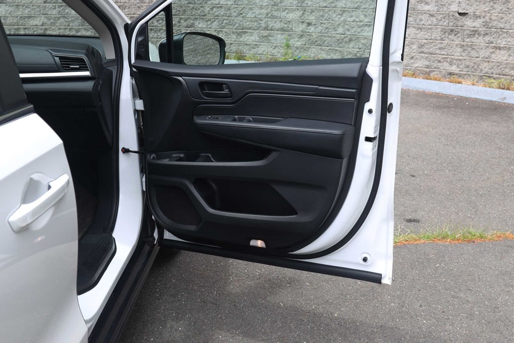 2025 Honda Odyssey 17