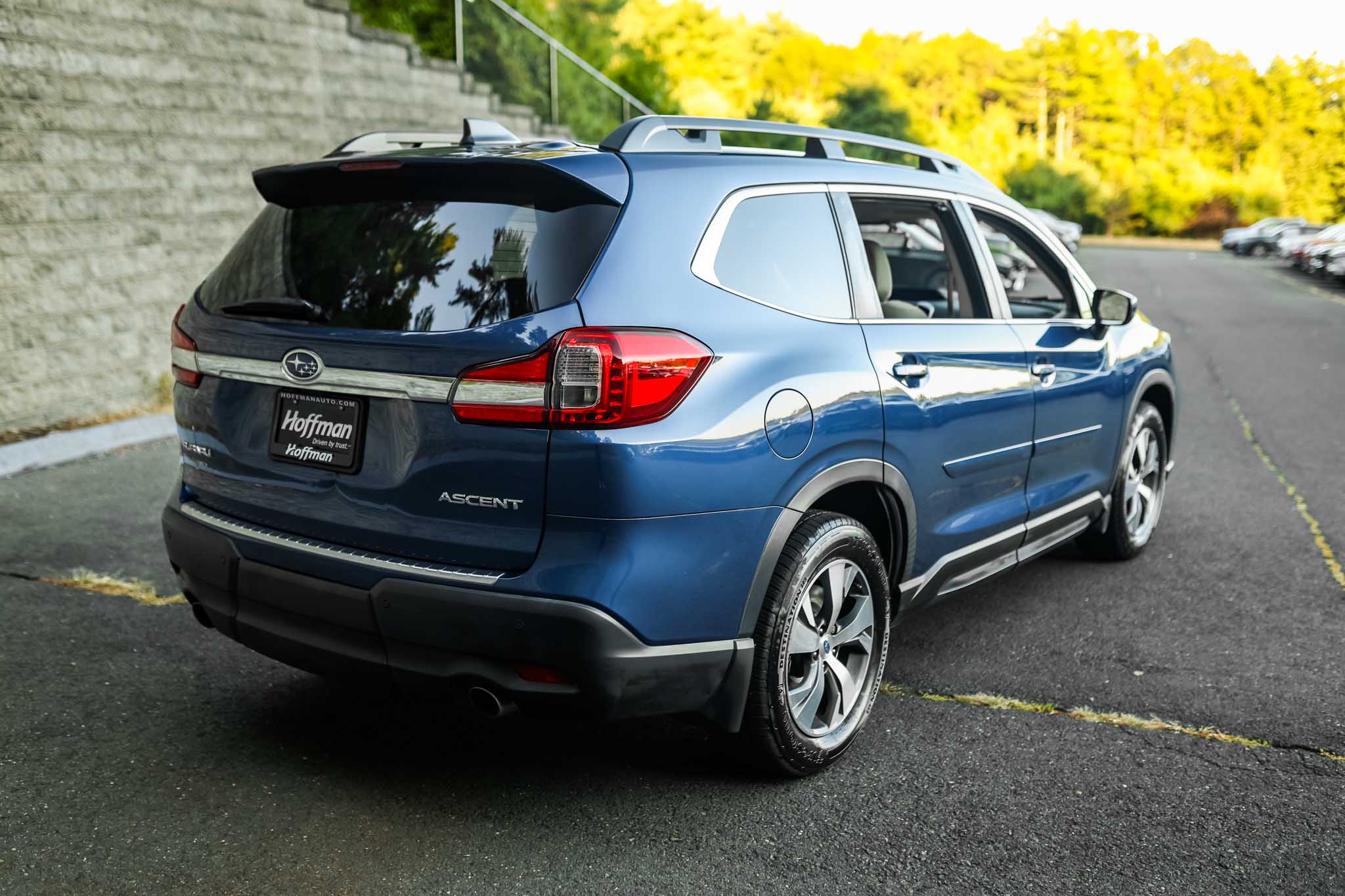 2019 Subaru Ascent Premium photo 3