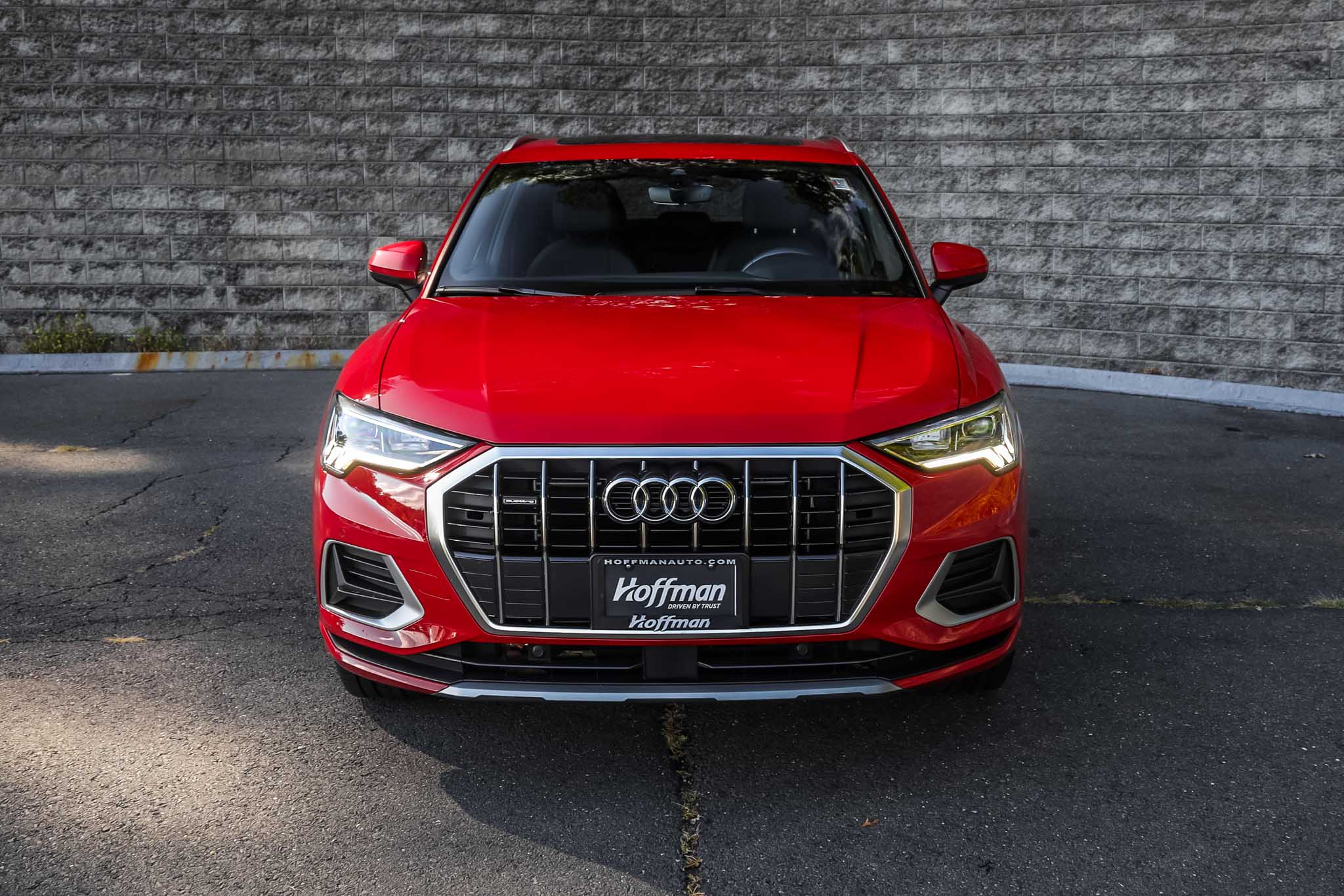 2020 Audi Q3 Premium Plus photo 2