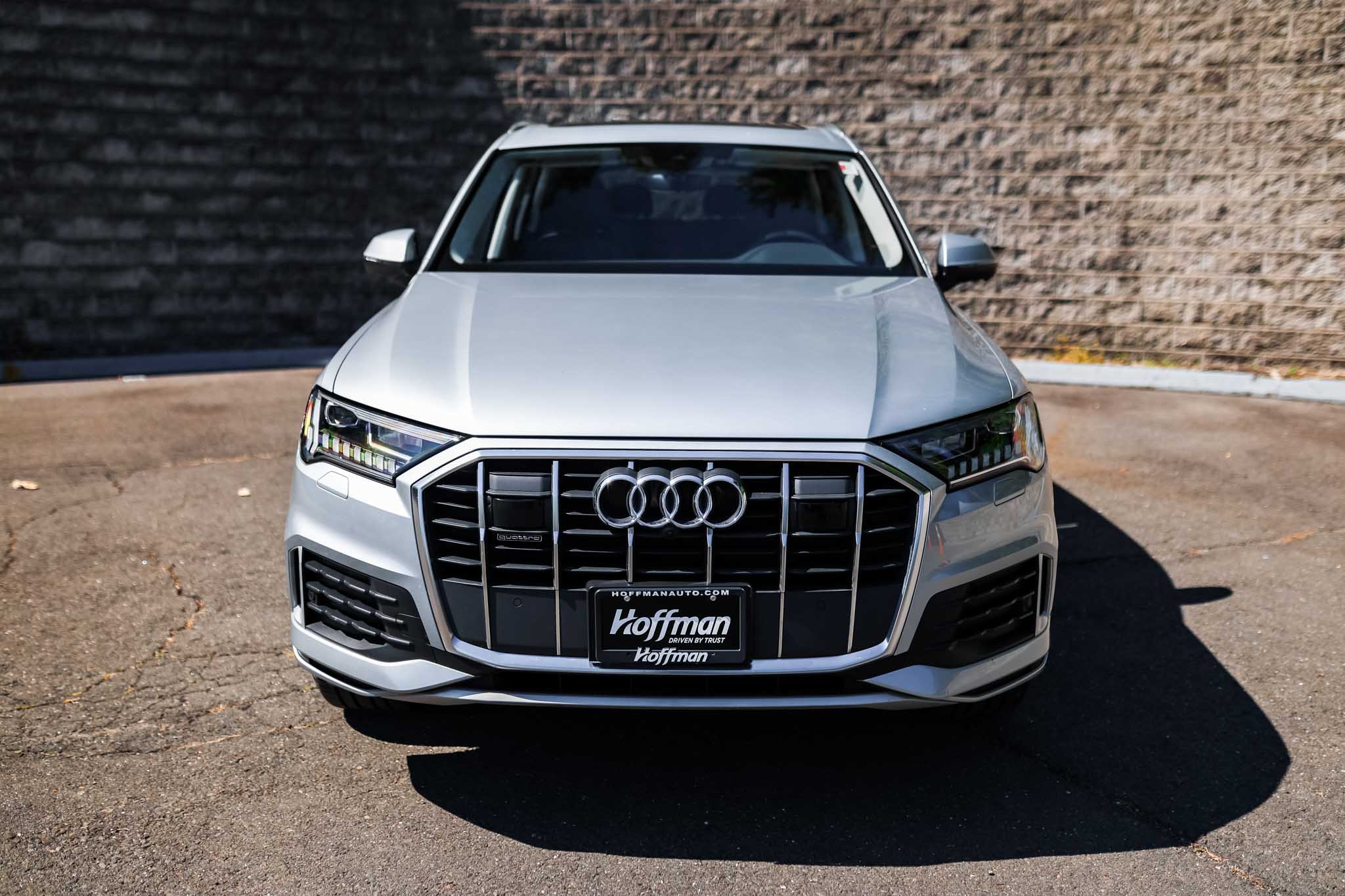 Used 2024 Audi Q7 Premium Plus with VIN WA1LCBF7XRD005159 for sale in Simsbury, CT