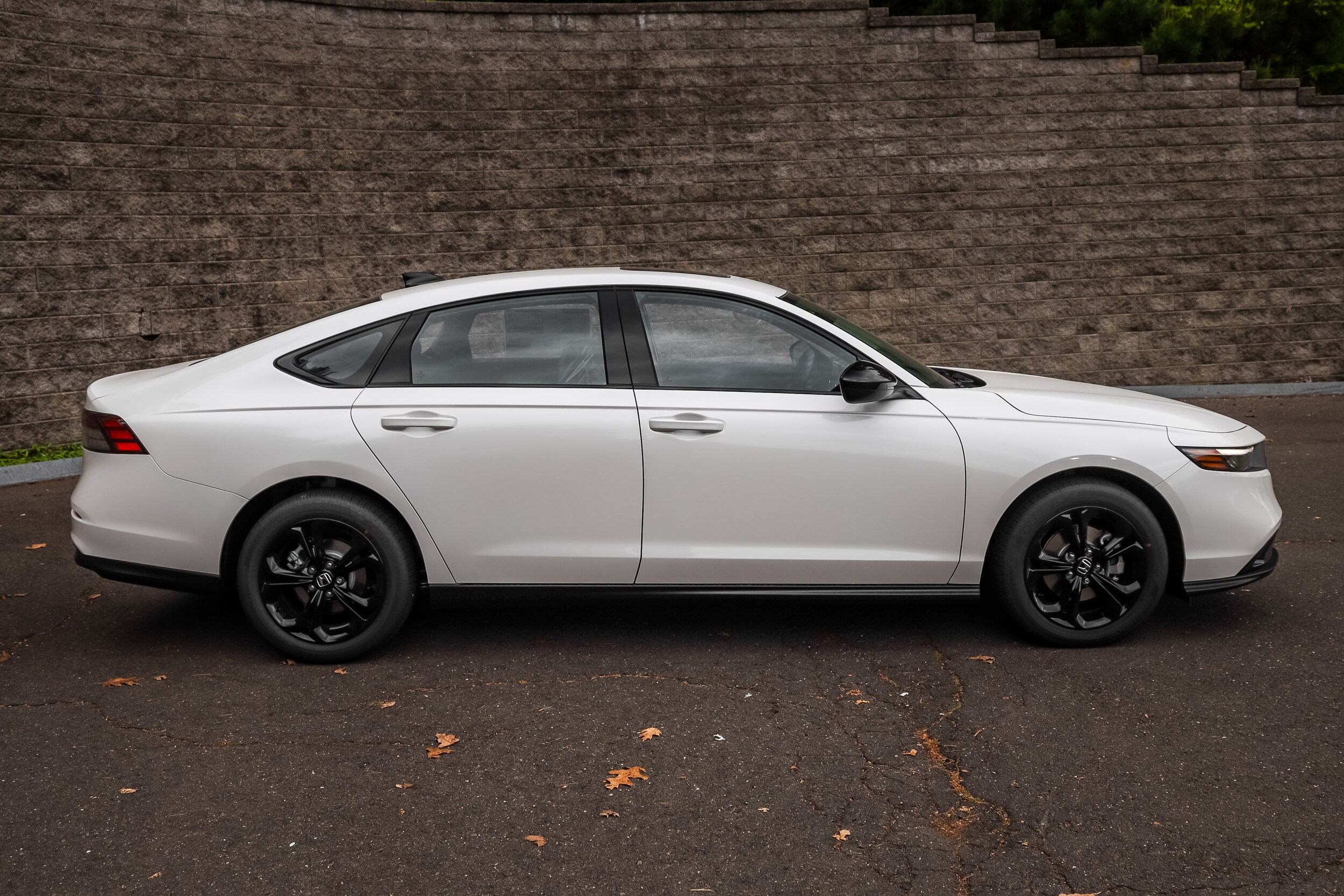 2025 Honda Accord SE photo 2