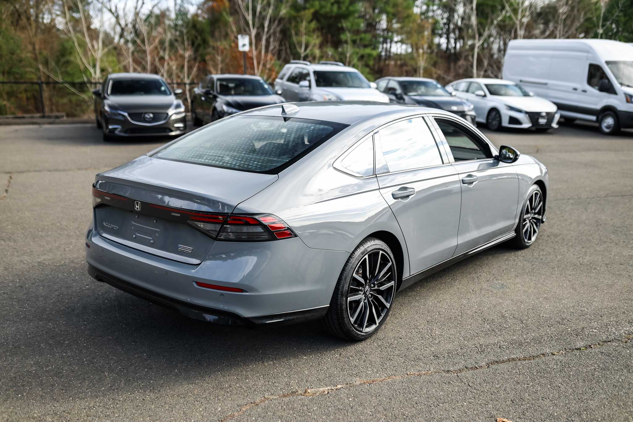 2024 Honda Accord Hybrid Touring photo 3
