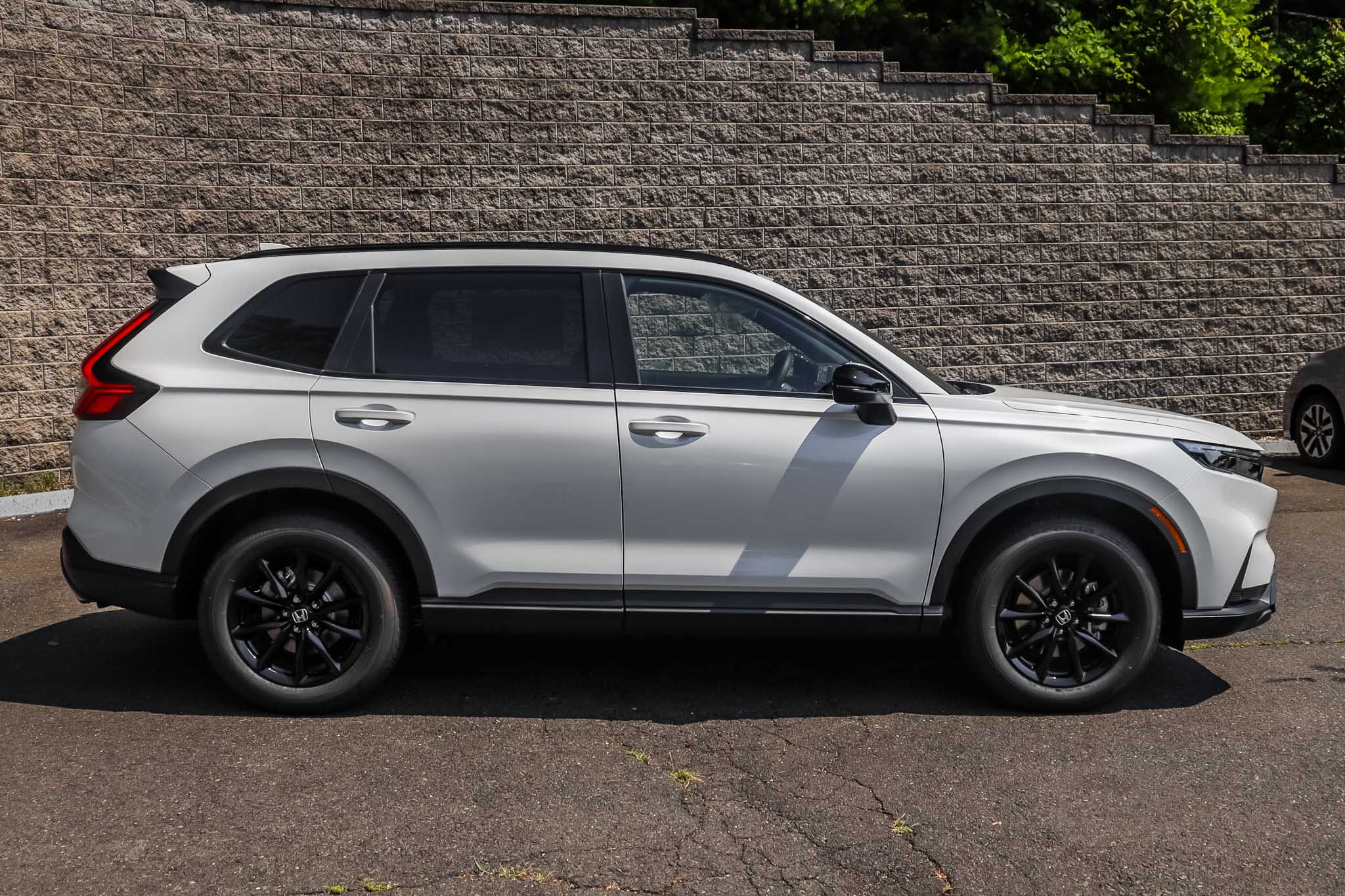 2026 Honda CR-V Hybrid Sport-L photo 2