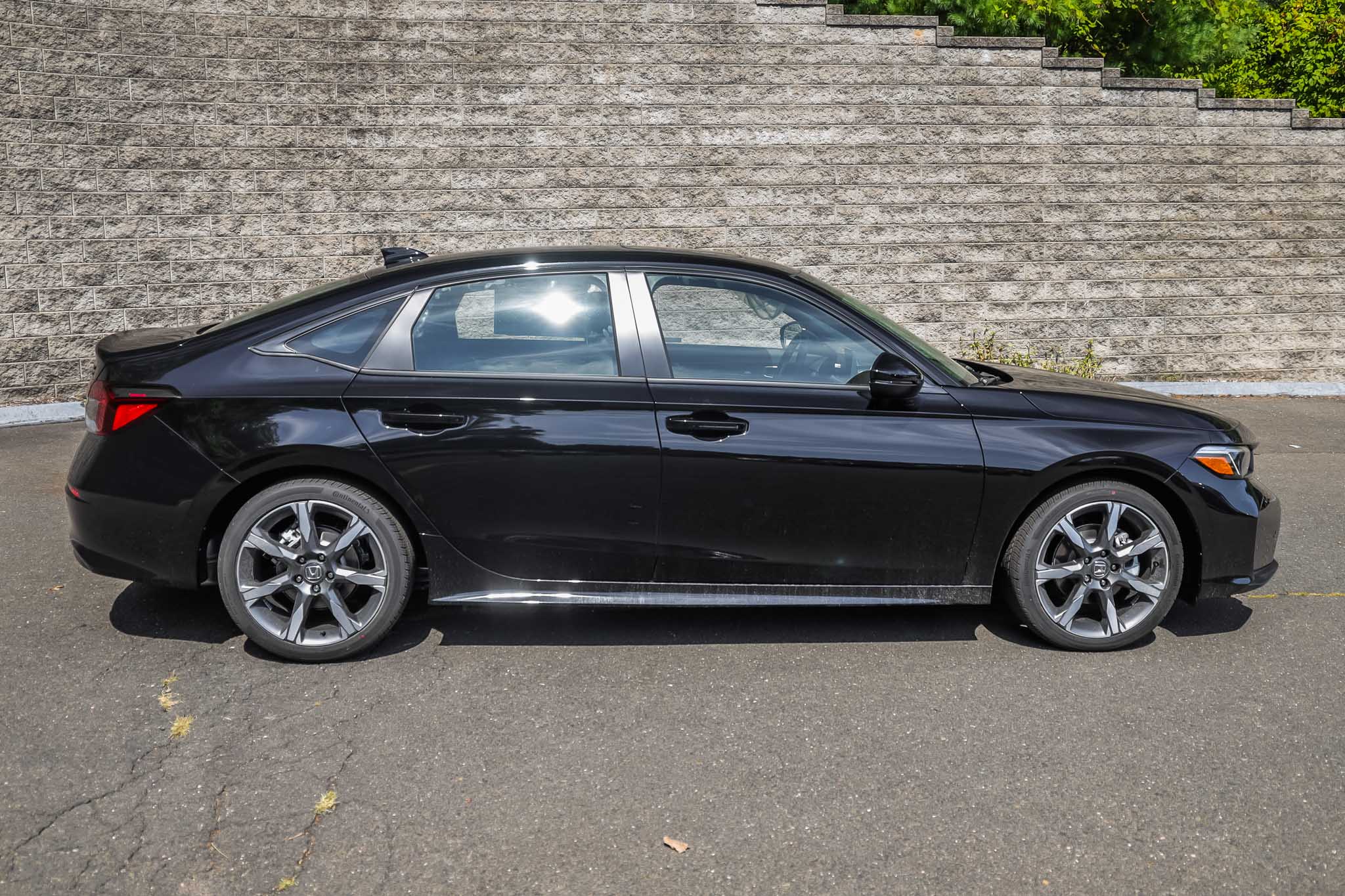 2026 Honda Civic Hybrid Sport Touring photo 2