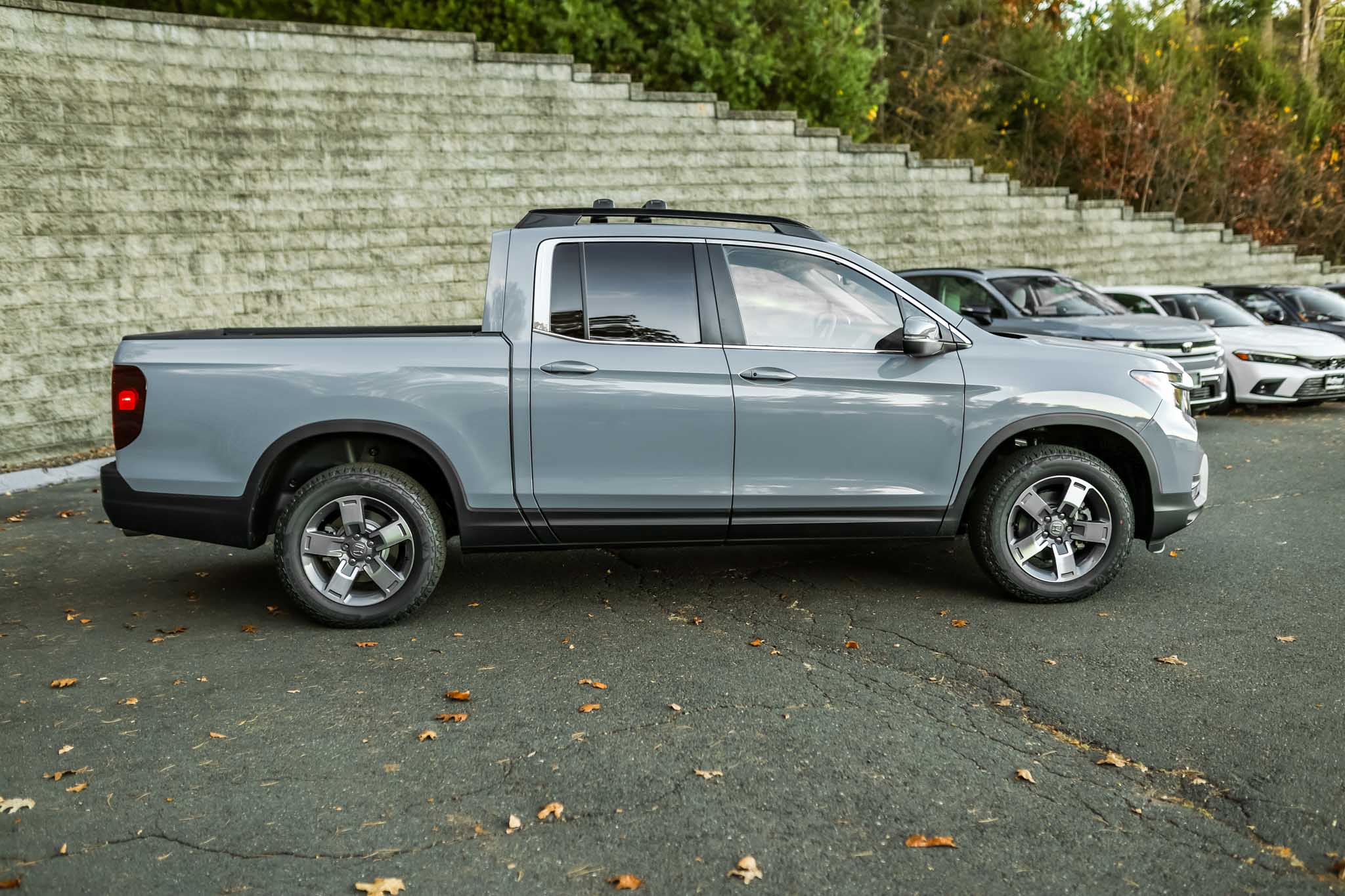 2025 Honda Ridgeline RTL photo 2