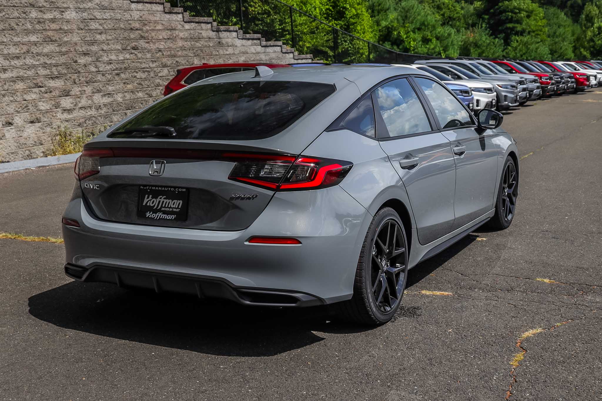 2025 Honda Civic Sport Hatchback photo 2