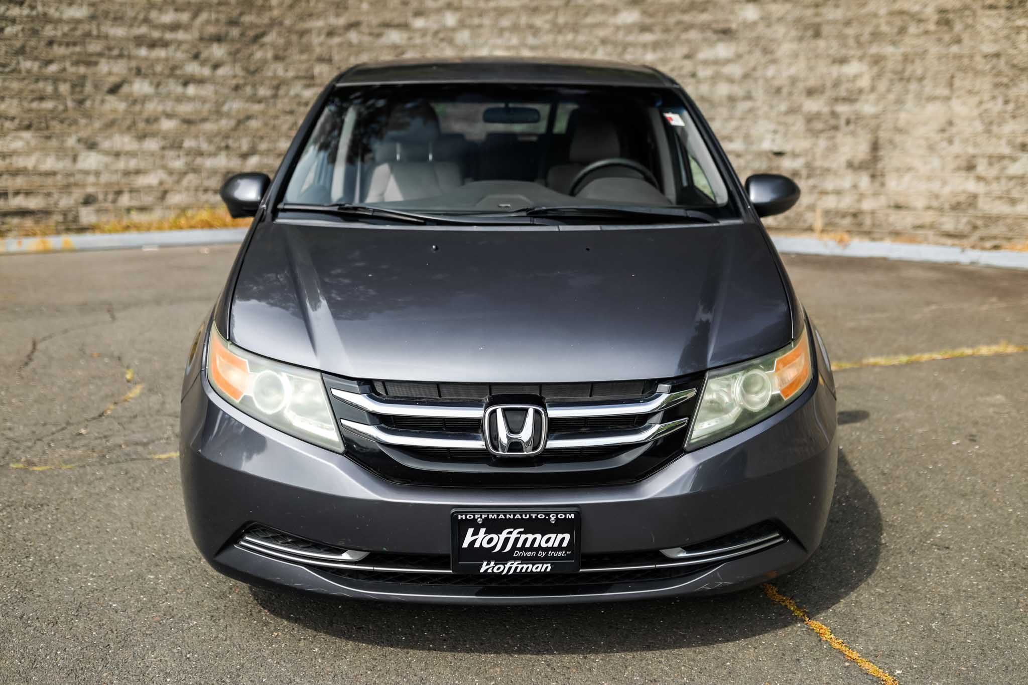 2015 Honda Odyssey EX photo 2