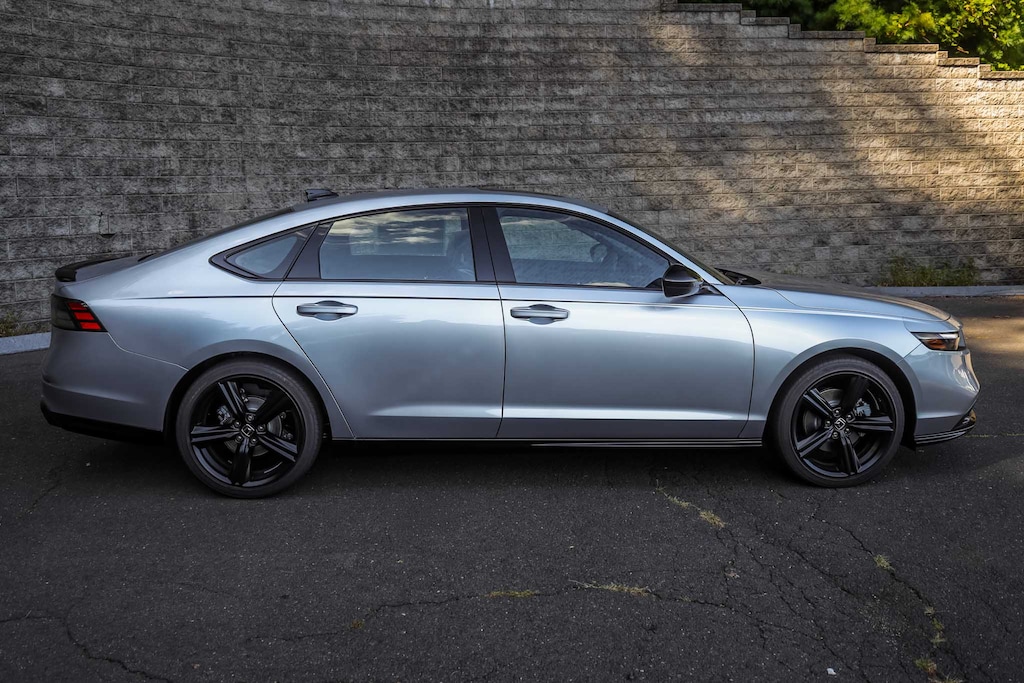 New 2025 Honda Accord Hybrid Sport-L Sedan