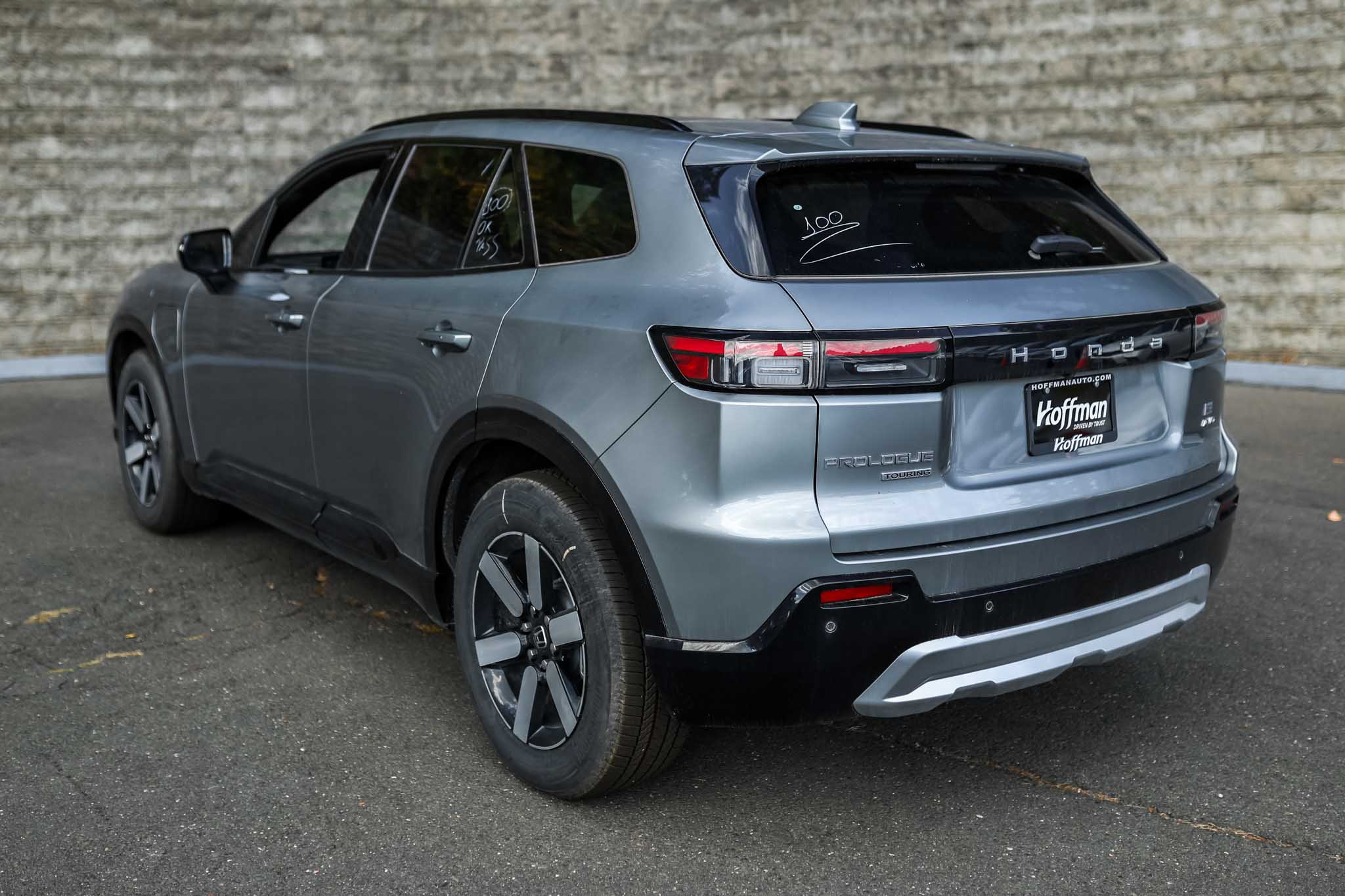 2025 Honda Prologue Touring photo 3