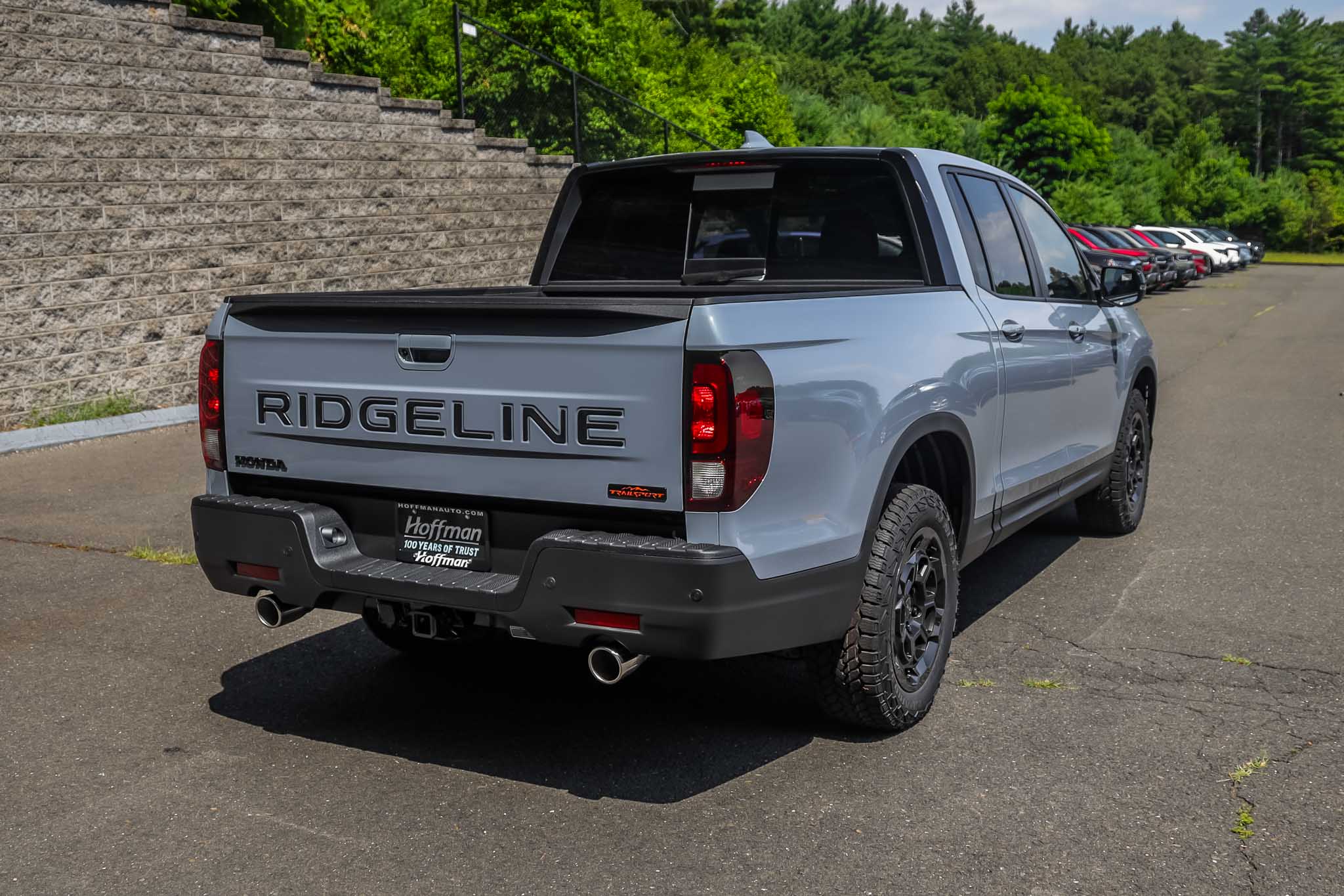 2025 Honda Ridgeline TrailSport photo 2