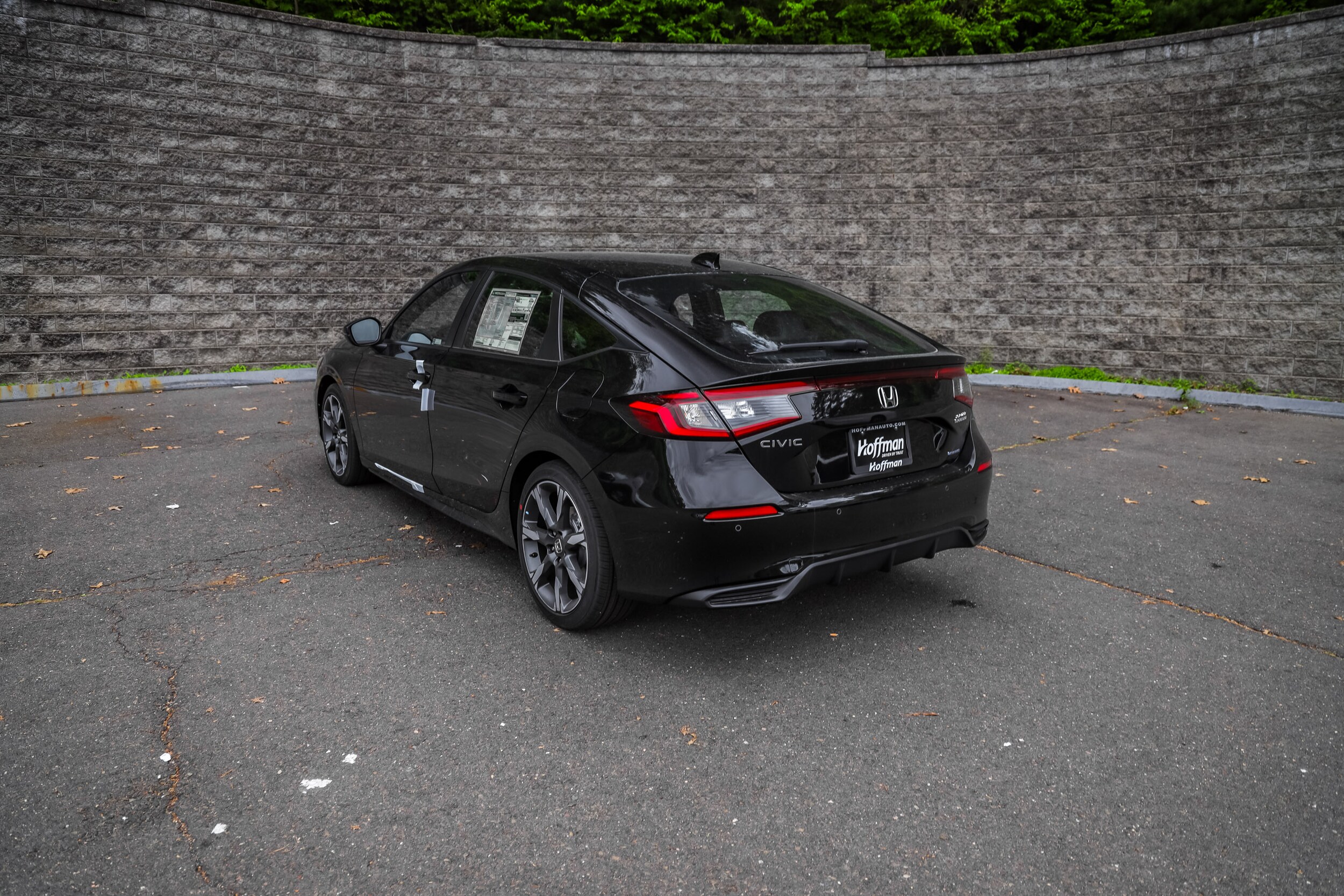 2025 Honda Civic Hybrid Sport Touring photo 3