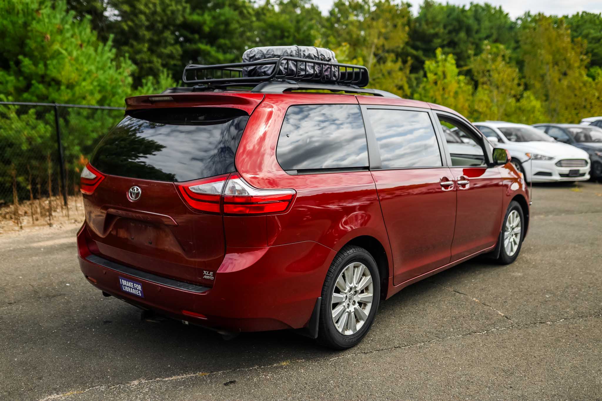 2015 Toyota Sienna photo 3