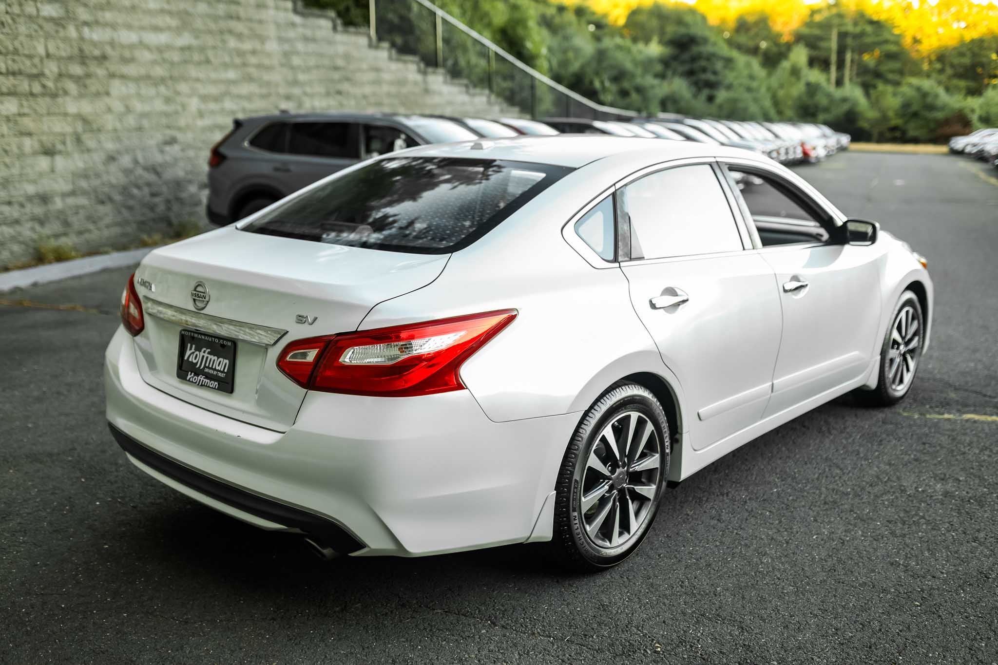 2016 Nissan Altima 2.5 SV photo 2