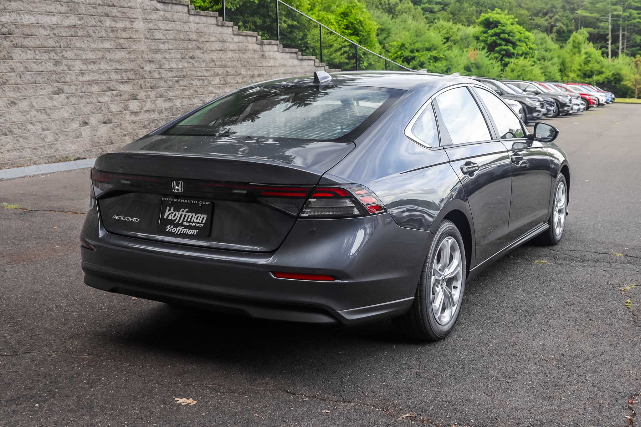 2025 Honda Accord LX photo 3