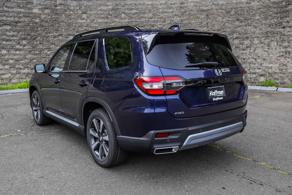 New 2025 Honda Pilot Touring SUV
