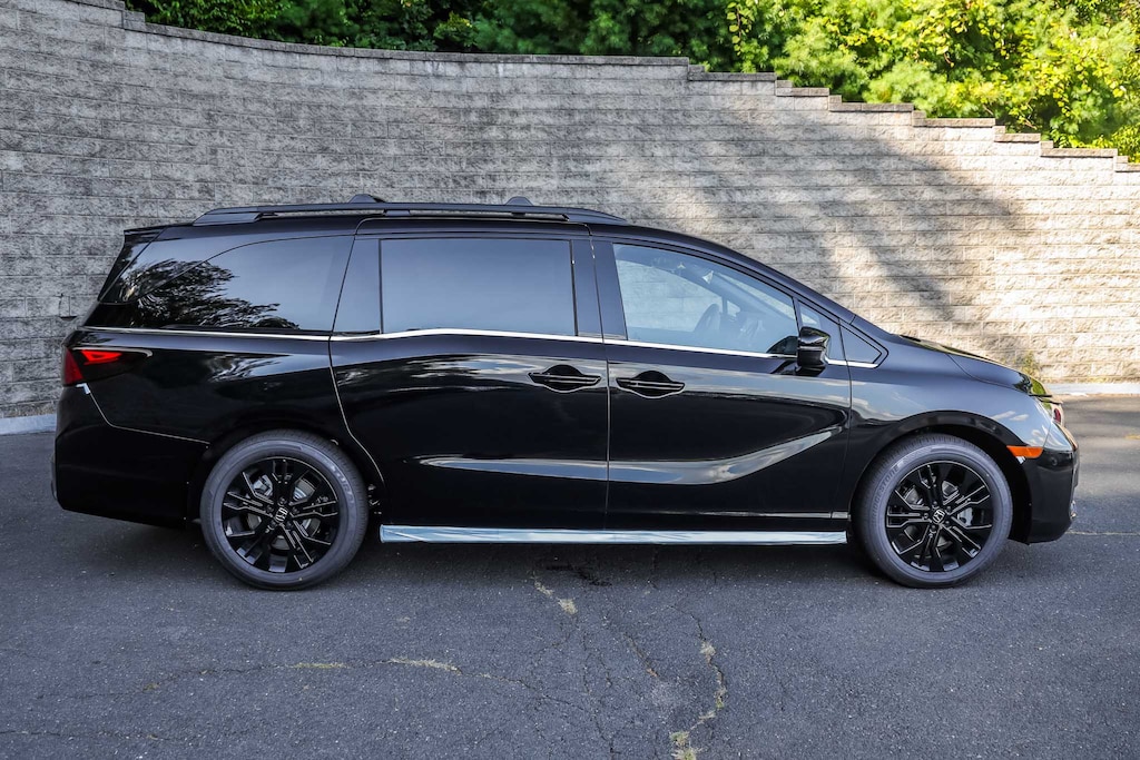 New 2026 Honda Odyssey Sport-L Van Passenger