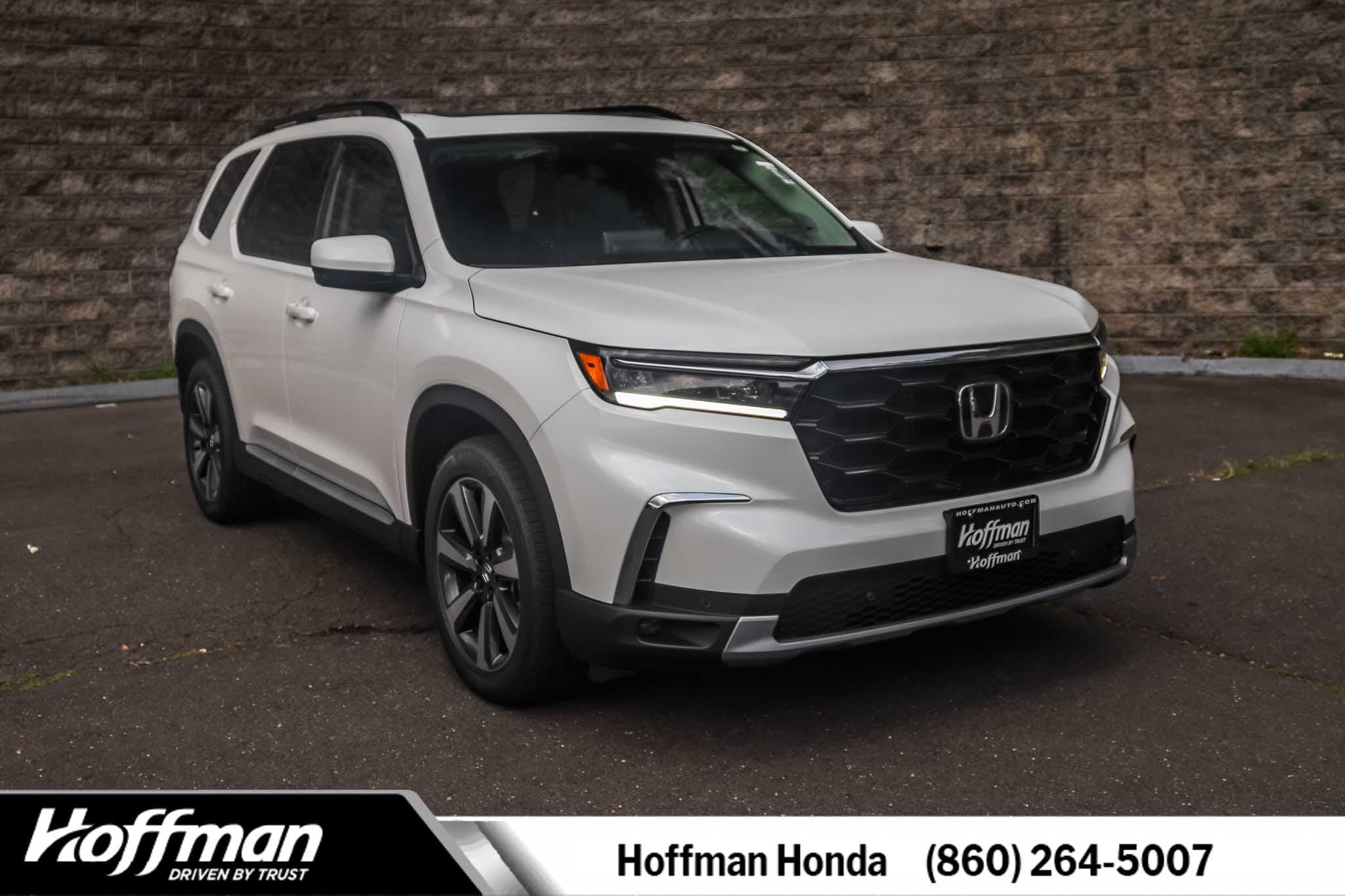 2025 Honda Pilot Touring's photo