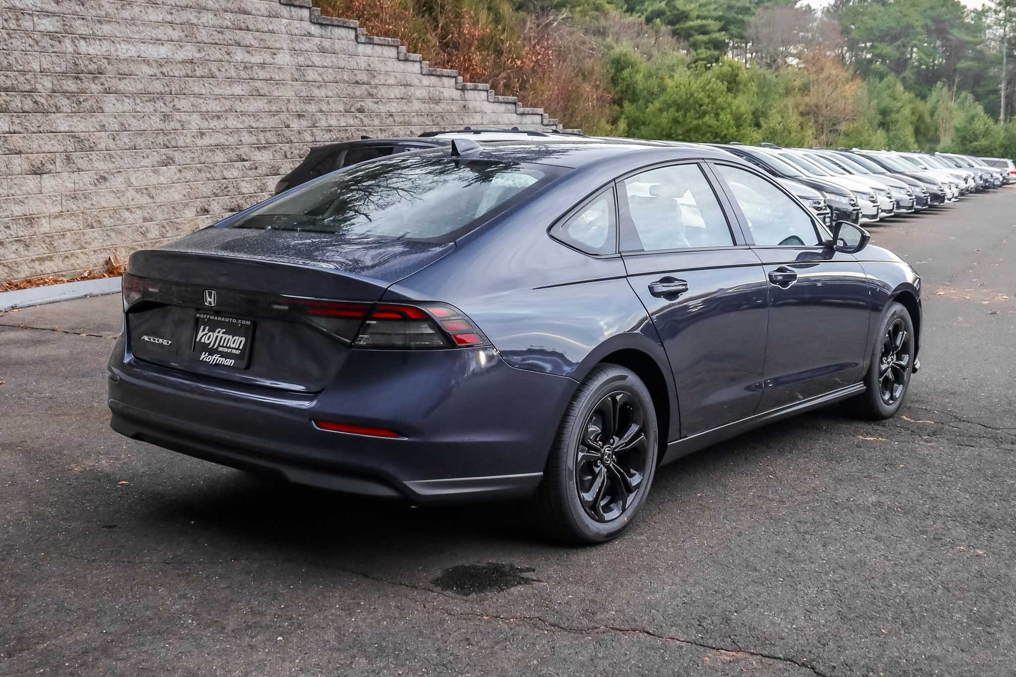 2025 Honda Accord SE photo 3