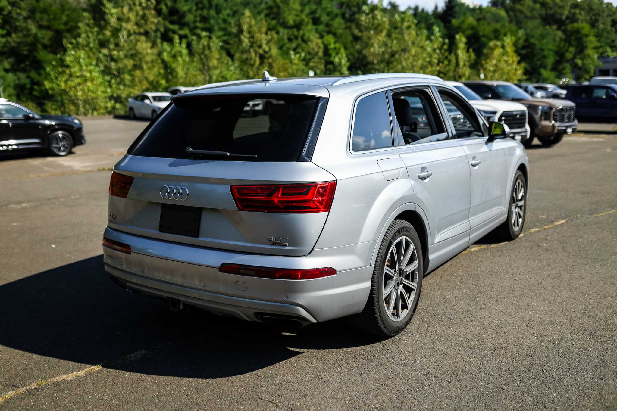2017 Audi Q7 3.0T Premium Plus photo 2