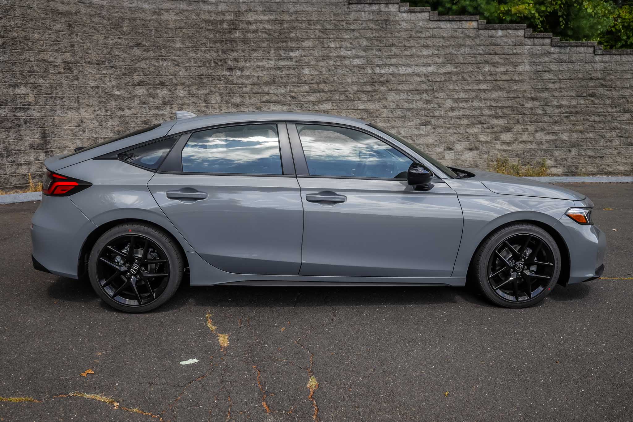 2026 Honda Civic Sport Hatchback photo 2
