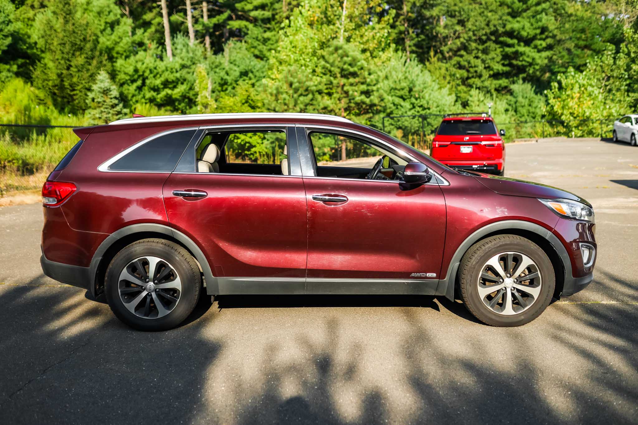 Used 2017 Kia Sorento EX with VIN 5XYPHDA55HG315472 for sale in Simsbury, CT