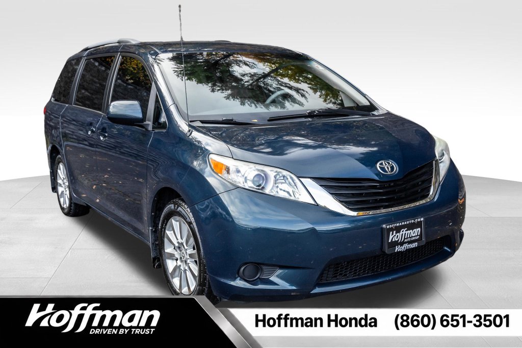 2011 Toyota Sienna LE