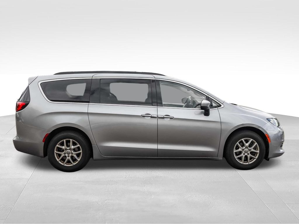 Used 2020 Chrysler Voyager LXI Van Passenger Van