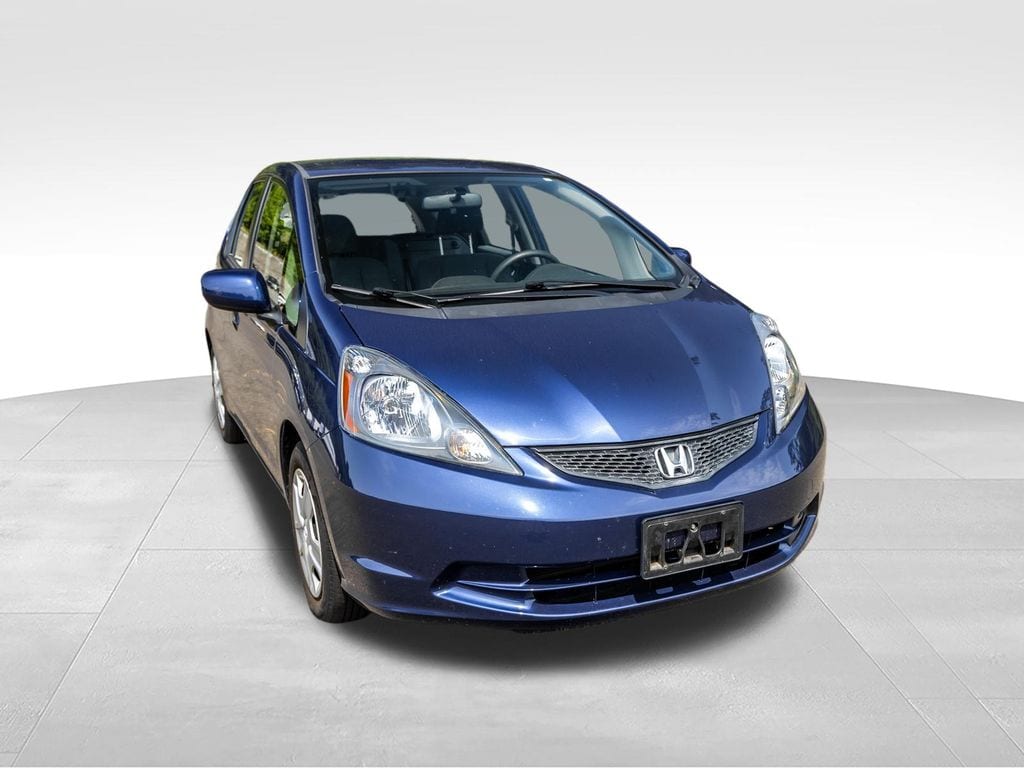 Used 2012 Honda Fit Base with VIN JHMGE8G33CC026432 for sale in Simsbury, CT