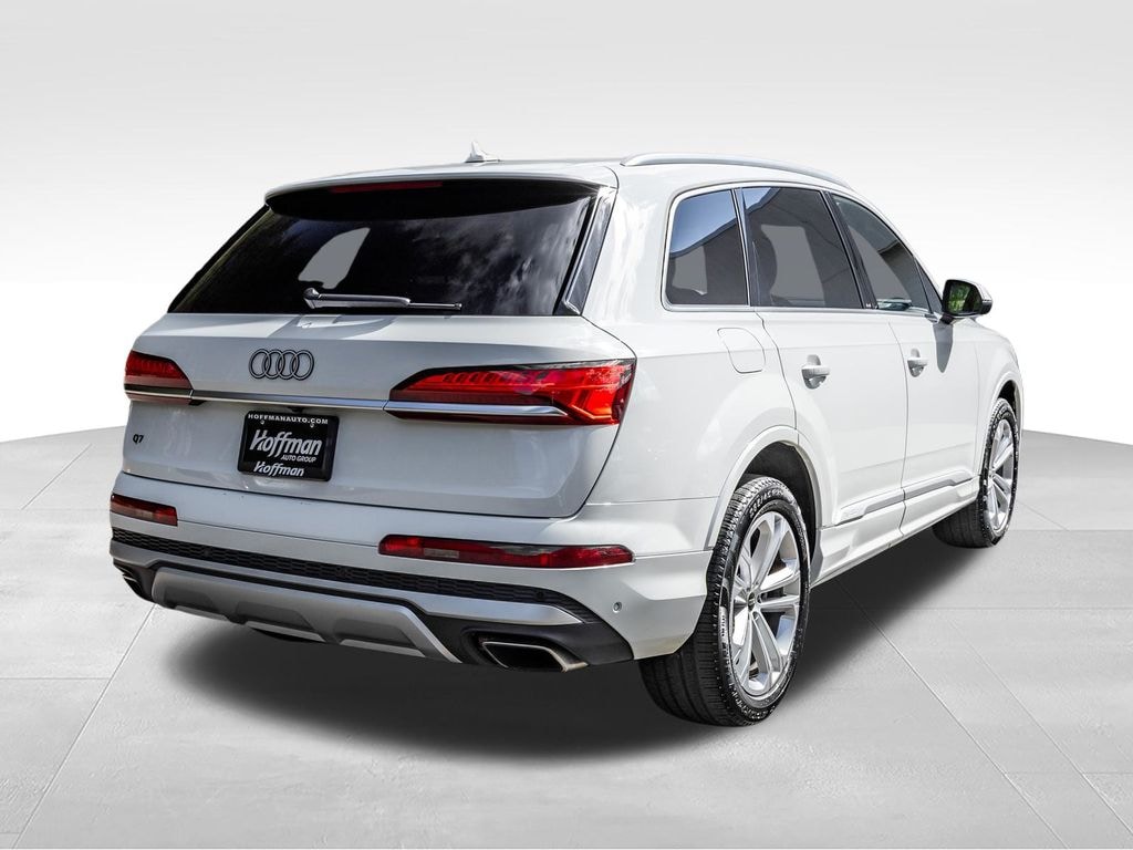 Used 2025 Audi Q7 55 Premium Plus SUV