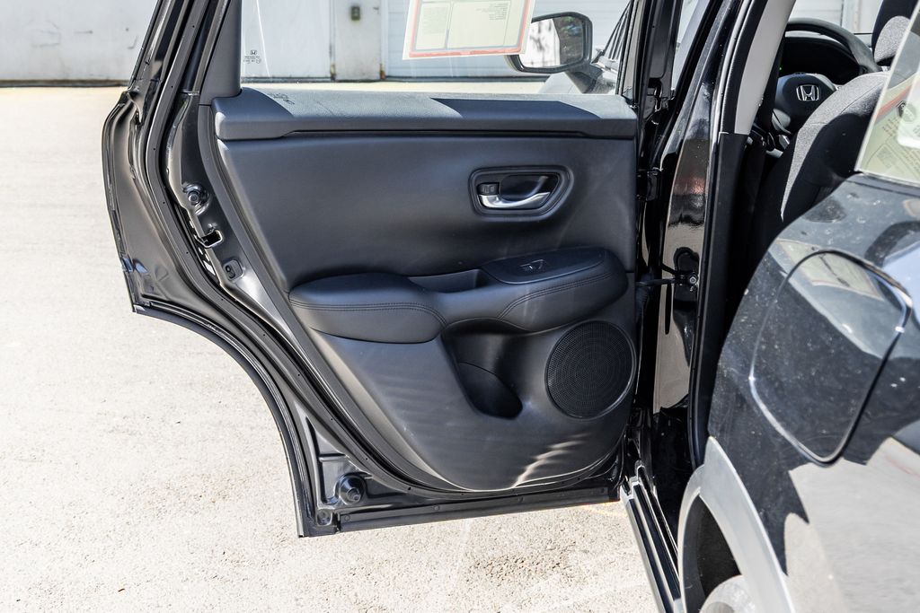 2023 Honda HR-V LX - Photo 22