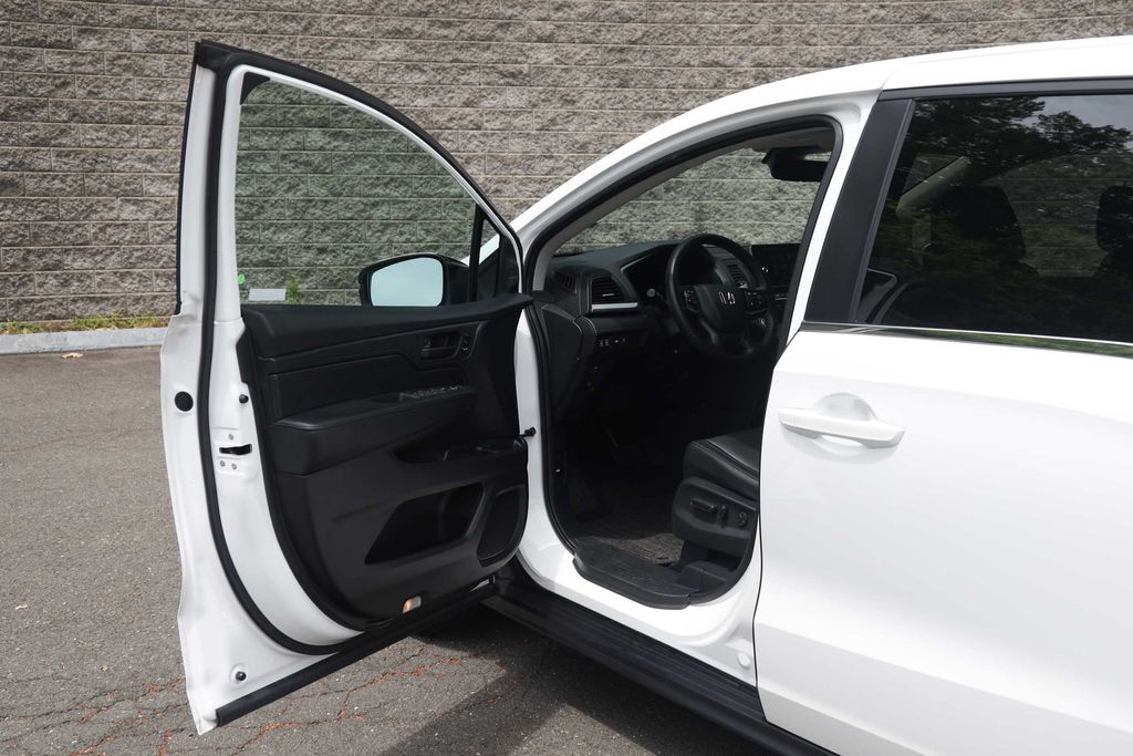 2025 Honda Odyssey 26