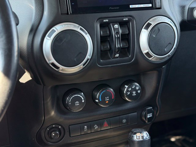 2016 Jeep Wrangler Unlimited Sahara - Photo 27