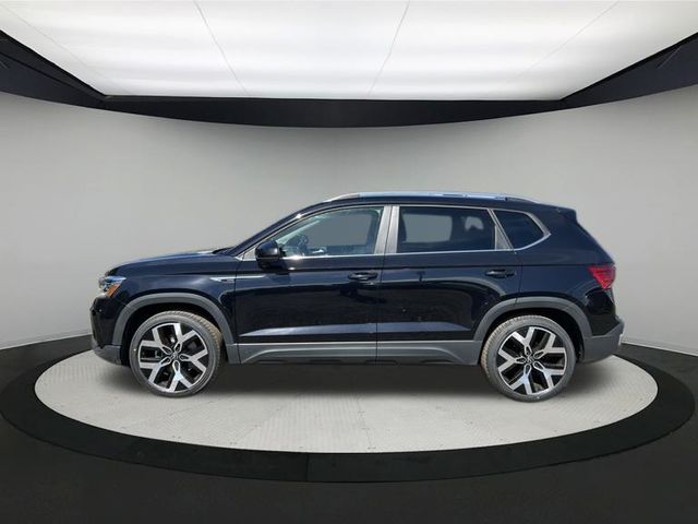 2022 Volkswagen Taos SEL photo 2