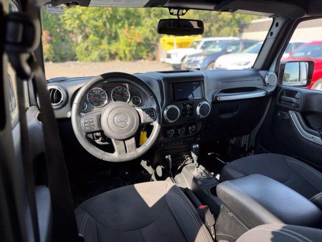 2016 Jeep Wrangler Unlimited Sahara - Photo 20