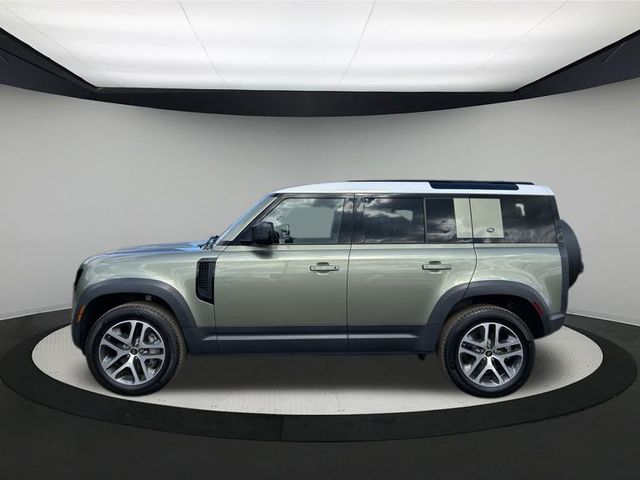 2020 Land Rover Defender HSE photo 4