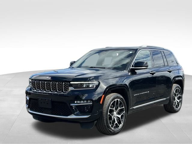 2023 Jeep Grand Cherokee Summit Reserve photo 2