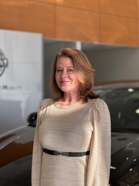 Staff member Jessica Reid from 331ee5984370