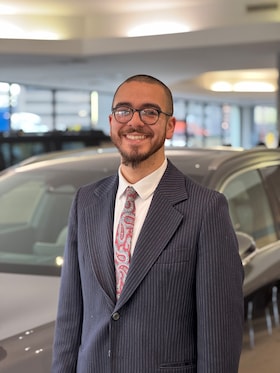 Staff member Chris Coriano from 331ee5984370