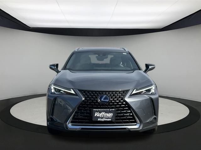 2020 Lexus UX 250h Premium photo 2
