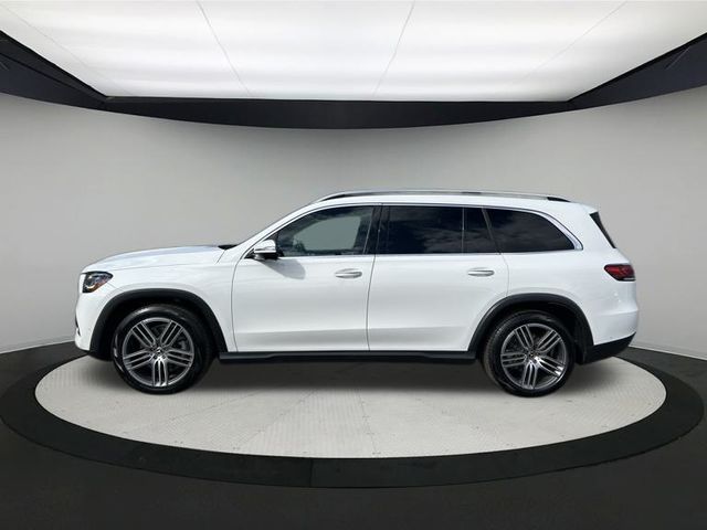 2022 Mercedes Benz GLS 450 4MATIC photo 3