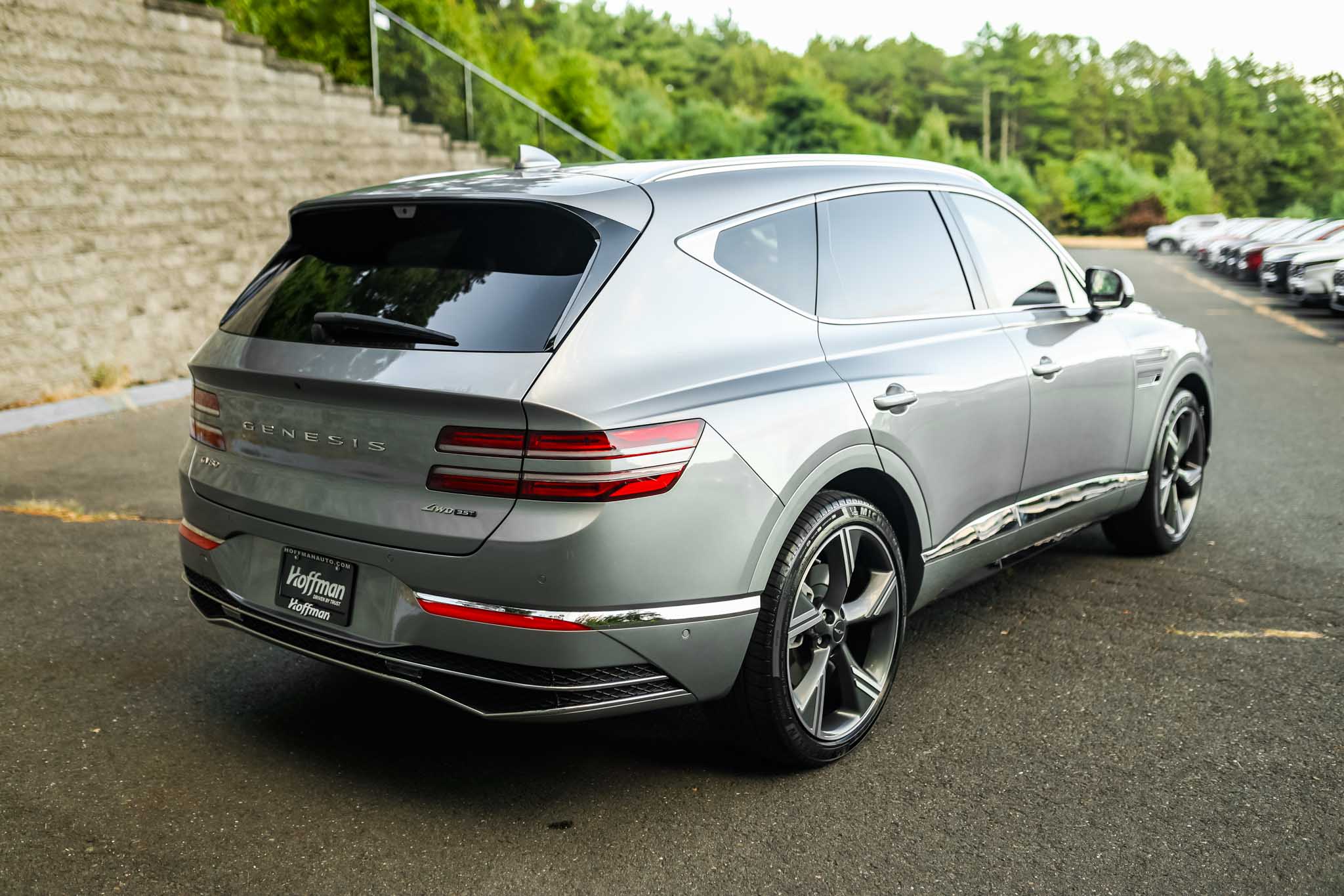 2025 Genesis GV80 3.5T Prestige AWD photo 3