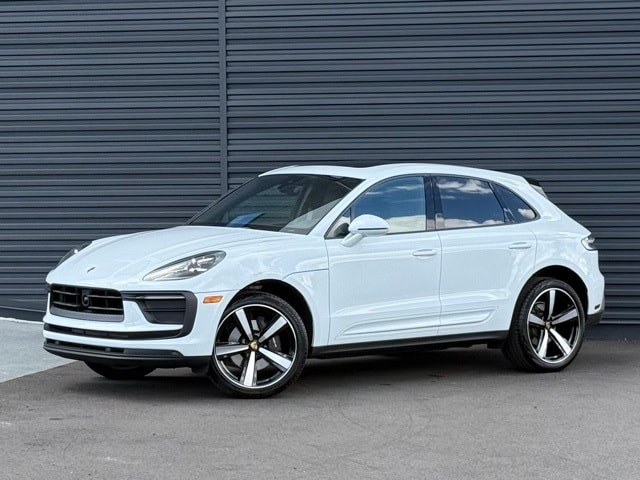 2025 Porsche Macan