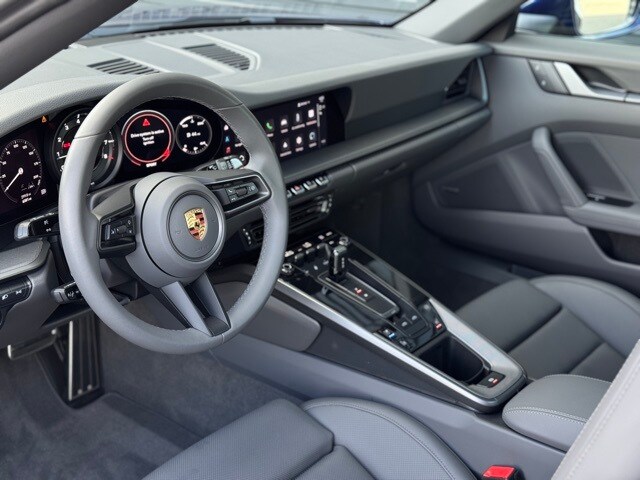 2023 Porsche 911 Targa 4S photo 4