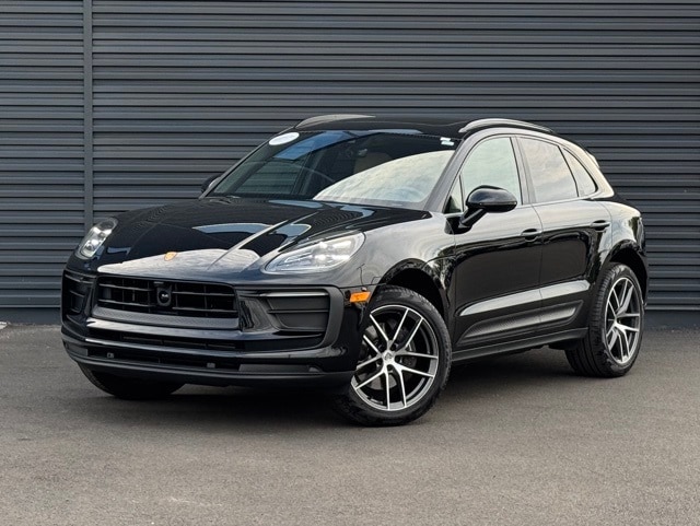2025 Porsche Macan SUV  2025 Porsche Macan SUV