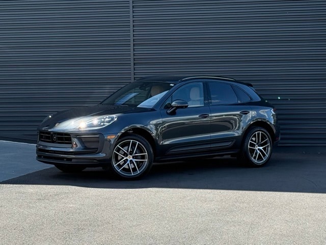 2025 Porsche Macan