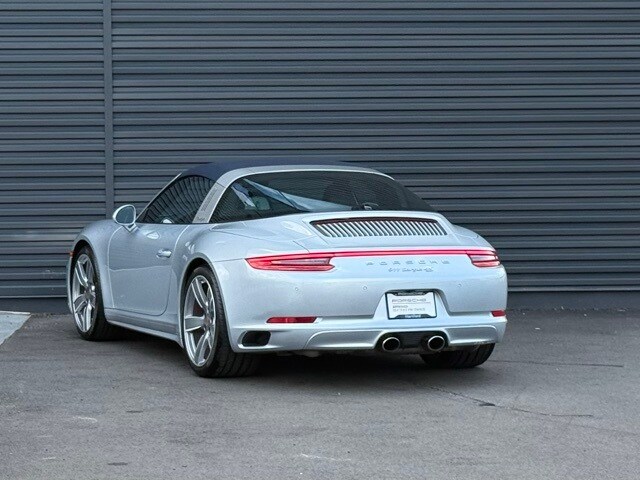 2018 Porsche 911 Targa 4S photo 3