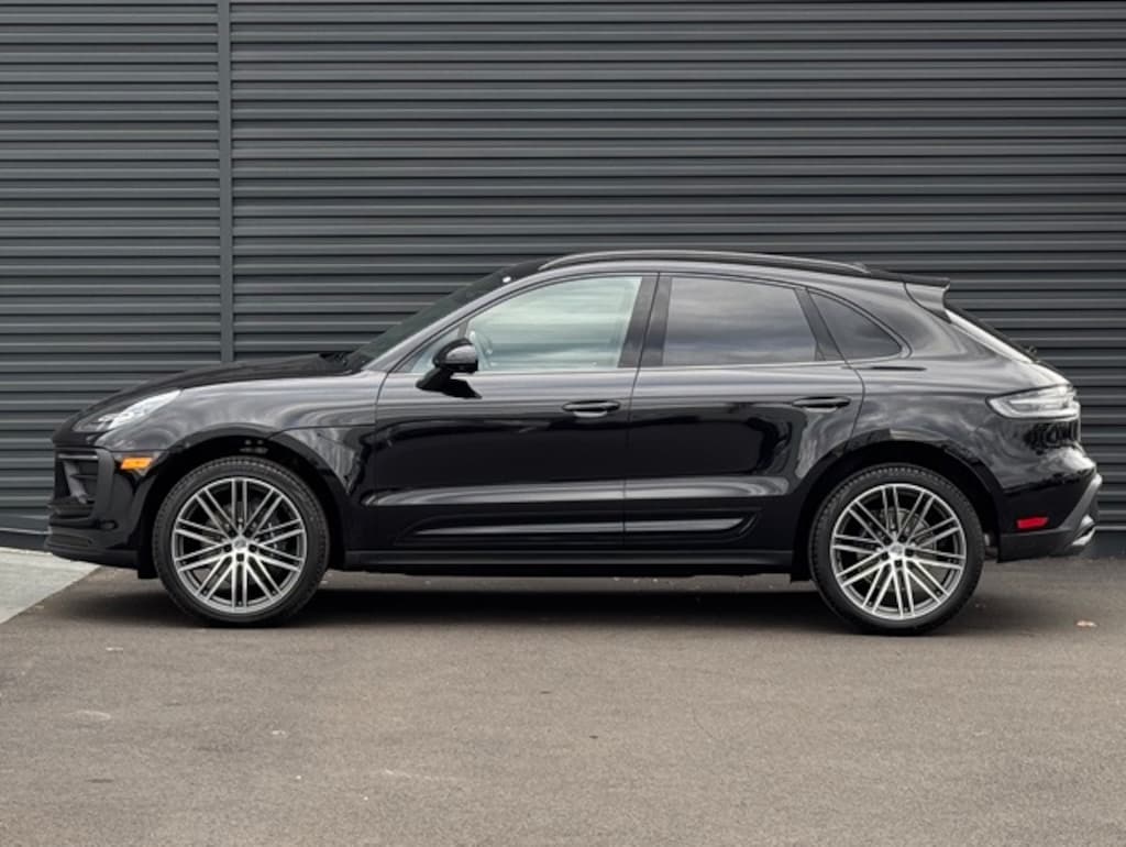 New 2026 Porsche Macan  SUV