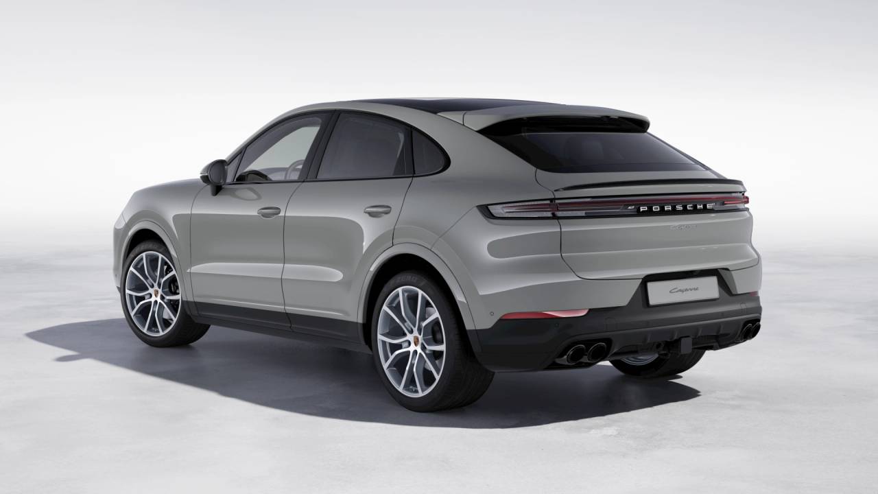 2026 Porsche Cayenne Coupe photo 3