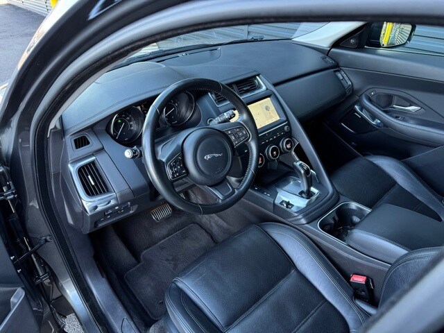 2018 Jaguar E-PACE S photo 3